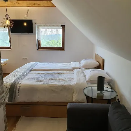 Relaxing Donacka Gora Alpstuga *