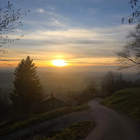 Relaxing Donacka Gora Alpehytte *